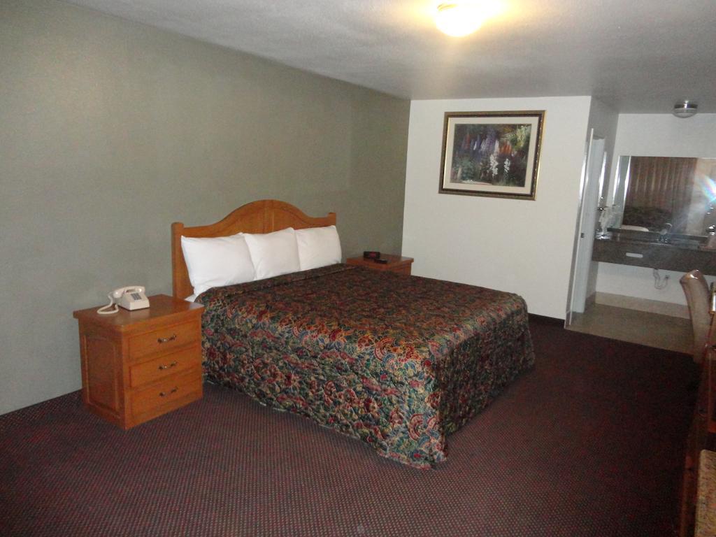 Garden Inn And Suites Silsbee מראה חיצוני תמונה